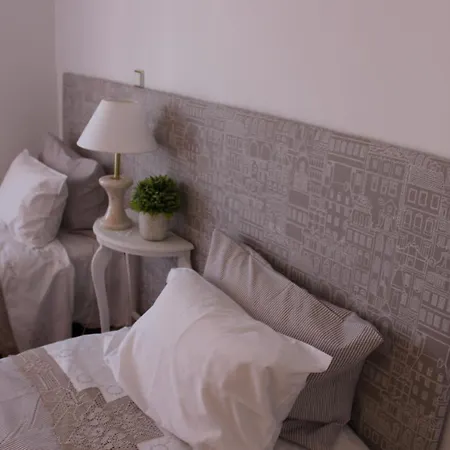Espacoso Apartamento Junto Ao Metro Lisbon