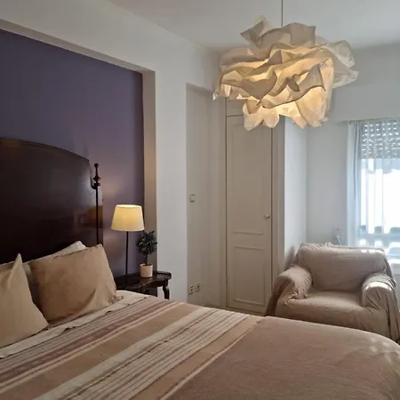 Apartment Espacoso Apartamento Junto Ao Metro *