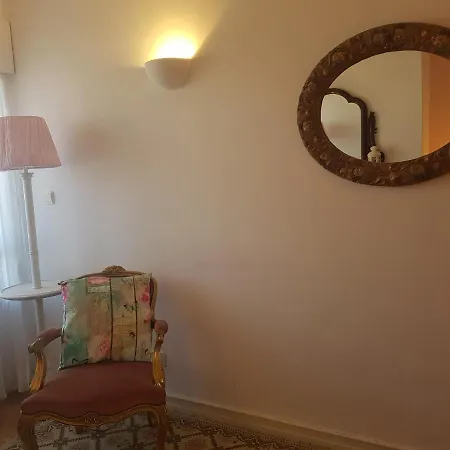 Espacoso Apartamento Junto Ao Metro Lägenhet